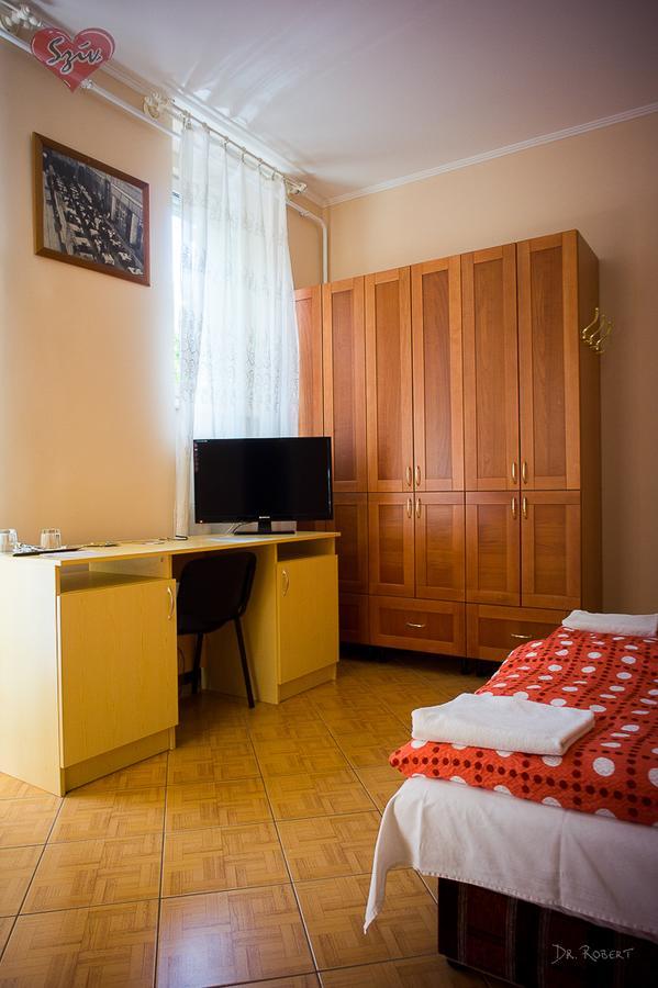 Civis Szallashely Debrecen Exterior photo